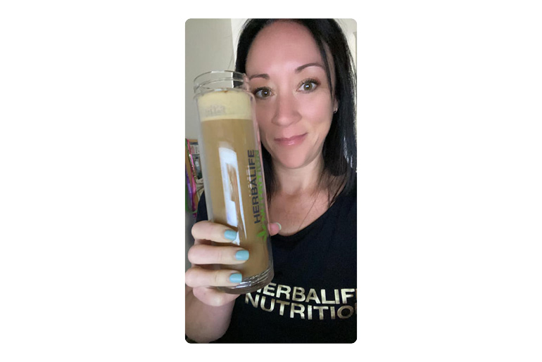Listen to Dani’s journey with Herbalife Nutrition.