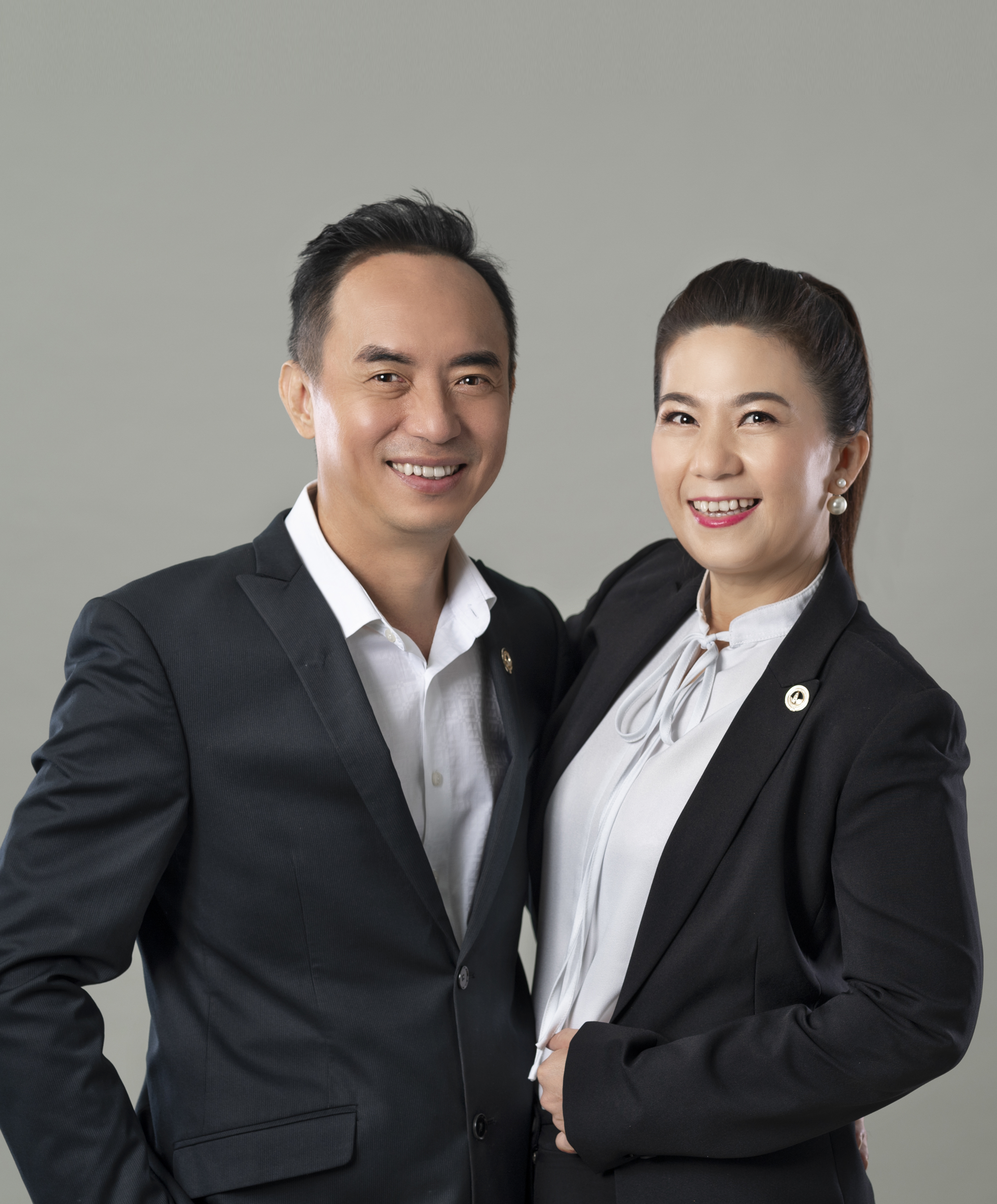 Lee Yew Mooi and P’ng Hock Theng Headshot
