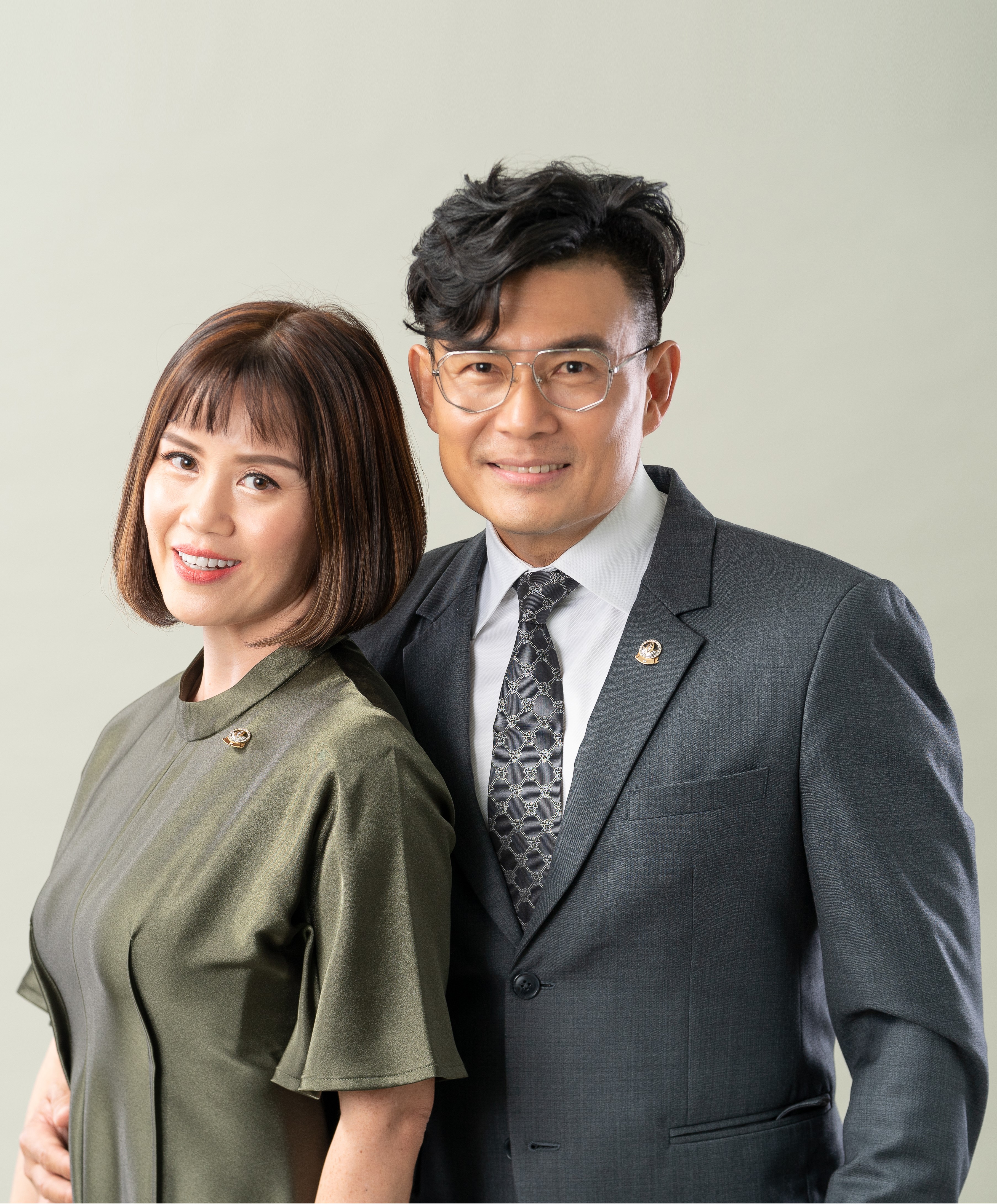 Daniel Tan and Jessica Hong Headshot Ms
