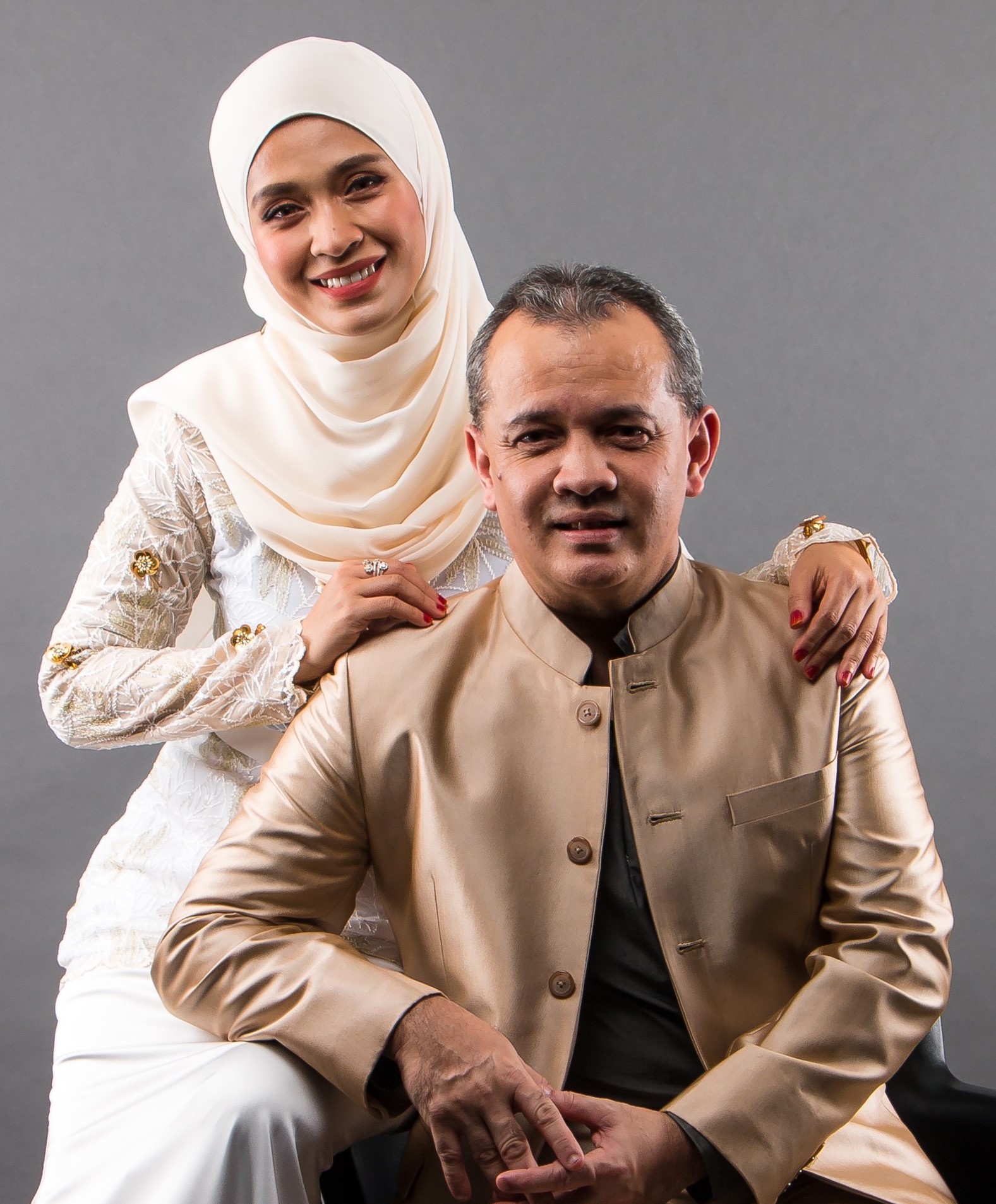 Haslina and Mohamad Nasir Headshot Zh