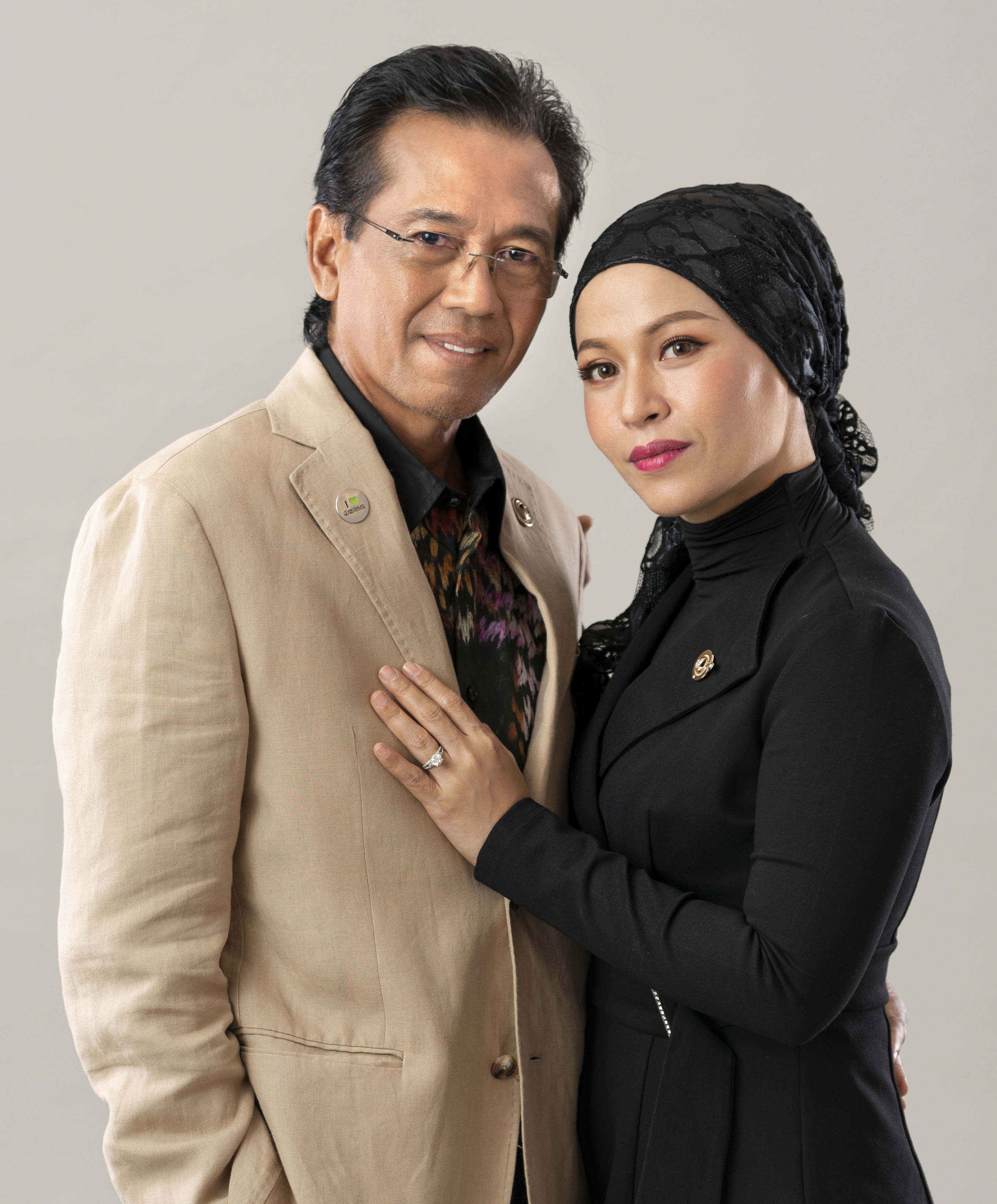 Hjh. Kamilah and Tn. Hj. Ayob Headshot Zh