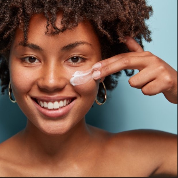 Para pessoas apaixonadas por cuidados diários, a linha Herbalife Skin é uma combinação de tecnologia e tratamento para tornar sua pele bonita e saudável.