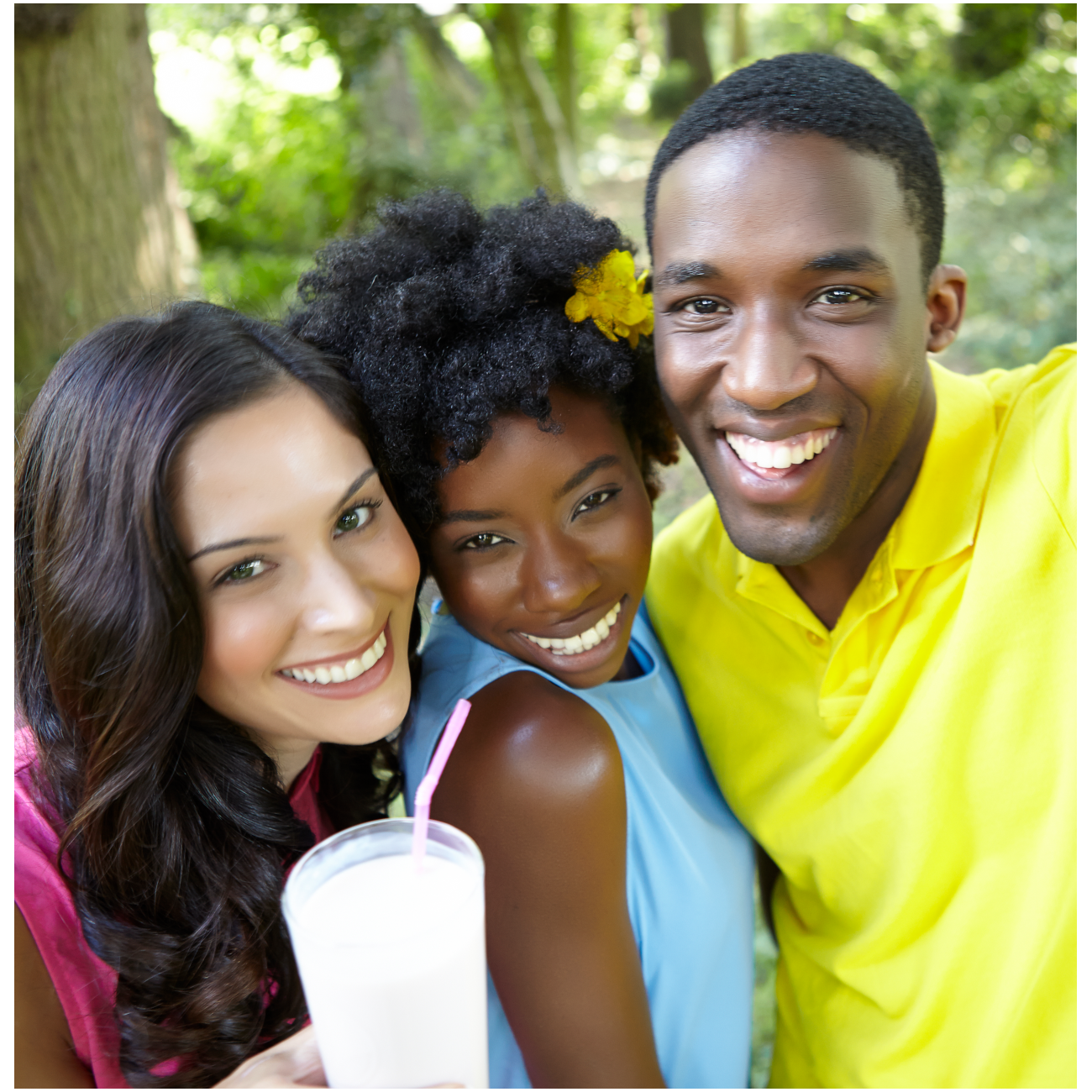 Herbalife Nutrition members smiling and taking a selfie