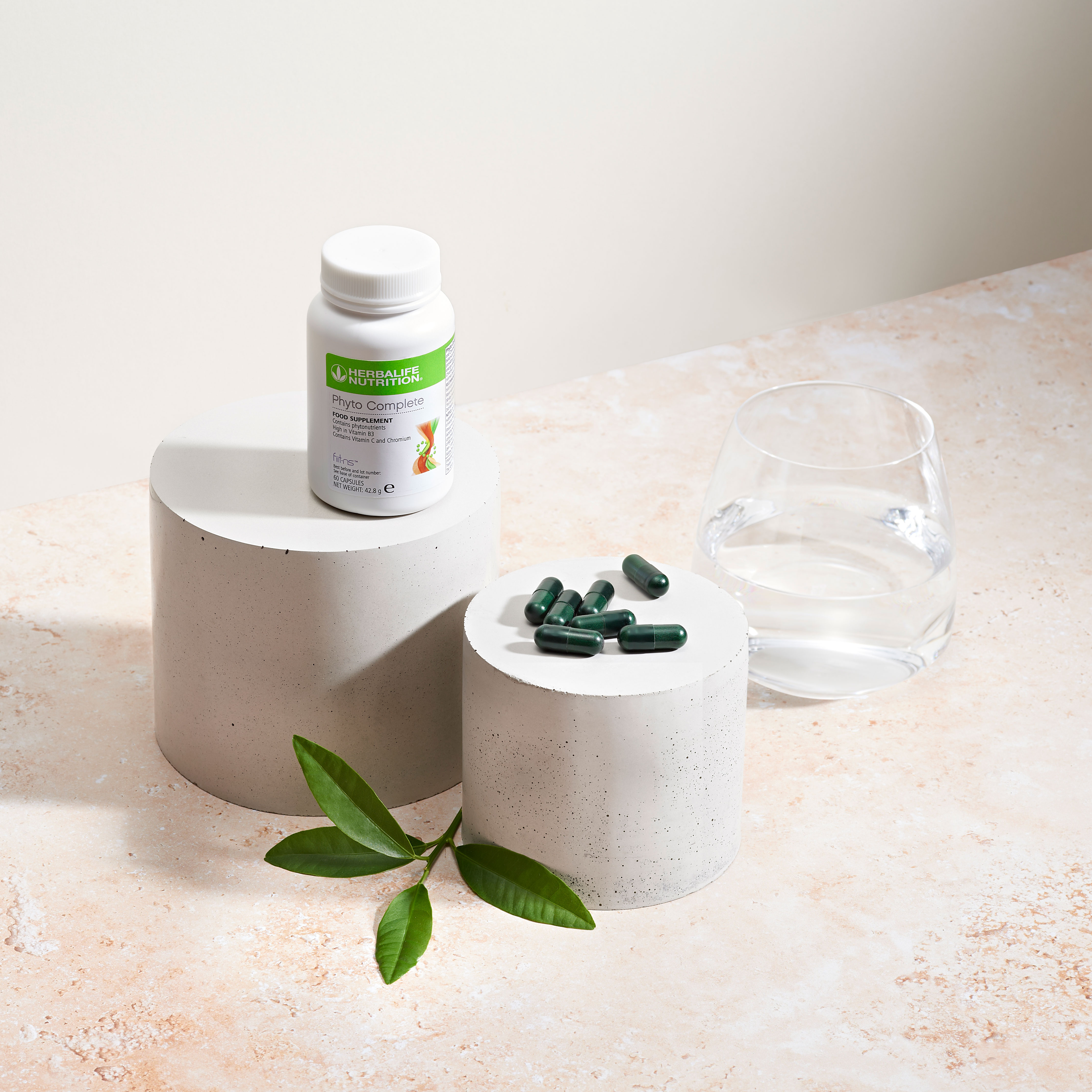 Phyto Complete está formulado con Fiit-NS™️, vitamina C y cromo. Contiene fitonutrientes. Alto contenido de niacina.