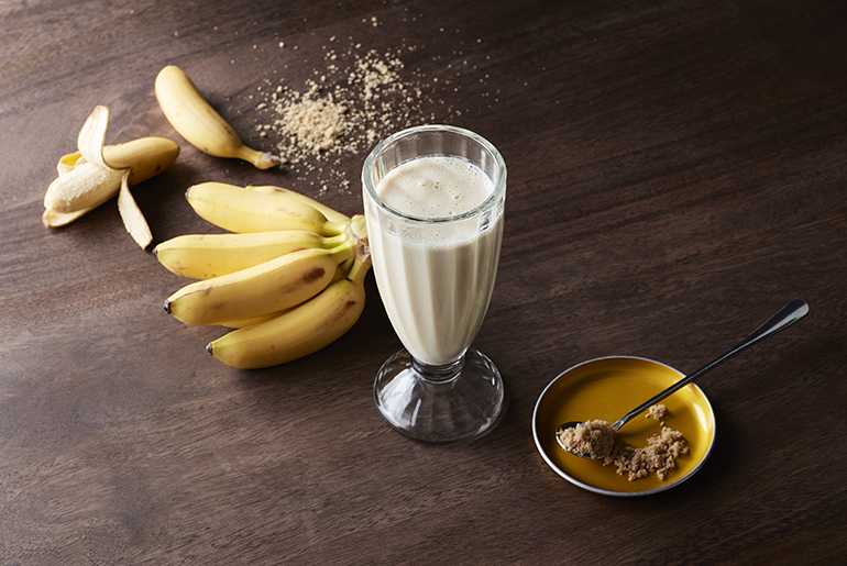 Image of a creamy cookie caramel shake cup with banana
