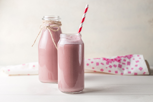 https://assets.herbalifenutrition.com/content/dam/regional/nam/en_us/sites/myherbalife/web_graphic/billboards/2022/06-Jun/cherry-berry-shake-with-protein-drink-mix.jpg/_jcr_content/renditions/original